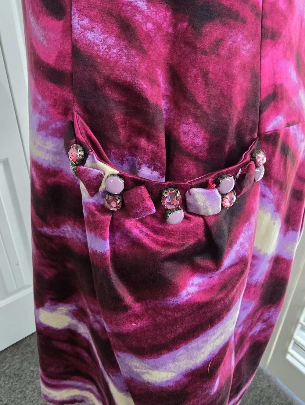 BCBGMAXAZRIA Magenta Swirl Satin Sleeveless Cocktail Mini Dress - Picture 6 of 13